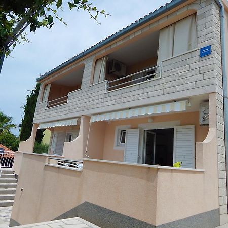 Apartments Nedjeljka Ražanj Eksteriør bilde